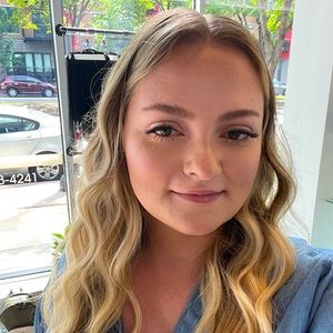 Meet your Posher, Molly